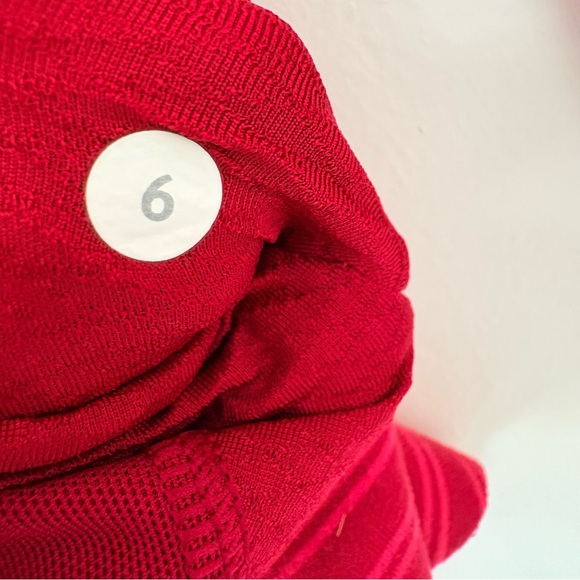 Lululemon | Think Fast Pullover | Sz 6 |Stripe Boom Juice Cranberry | EUC - Picture 10 of 10